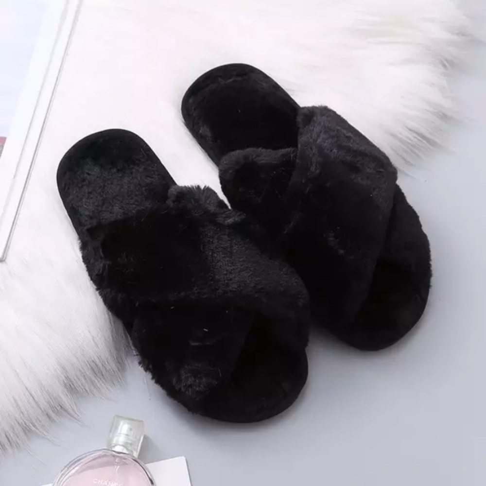 💕 NEW X Band Fur Slip On Slippers💕